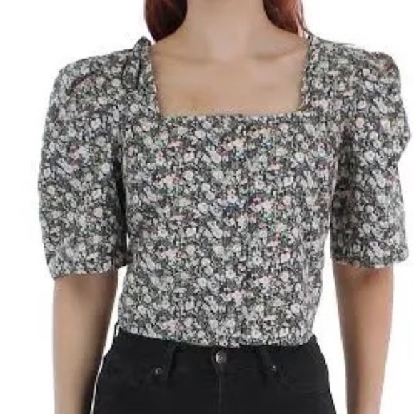 Levi's Tops - Levi's Cotton Floral Print Cropped